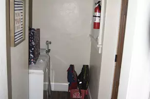 1305 Garrison Ave, Rockford, IL 61103 - Photo 15