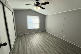 594 Park Ave, Belvidere, IL 61008 - Photo 13