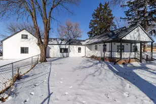 7604 N 2nd Streets, Machesney Park, IL 61115 - Photo 1