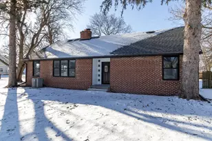 7604 N 2nd Streets, Machesney Park, IL 61115 - Photo 5