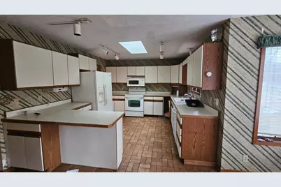 4106 Eaton Drive, Rockford, IL 61108 - Photo 3