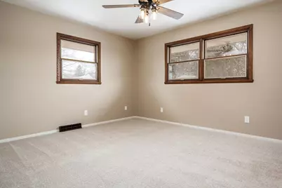 6747 Lynnhurst Lane, Roscoe, IL 61073 - Photo 37