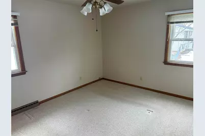 2129 Sunset Drive, Freeport, IL 61032 - Photo 11