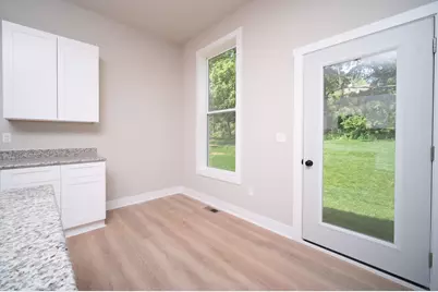 15319 Yellowstone Drive, South Beloit, IL 61080 - Photo 9