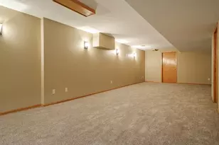 5517 Winners Cir, Caledonia, IL 61011 - Photo 45