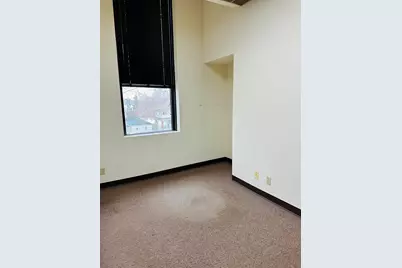 773 W Lincoln, Freeport, IL 61032 - Photo 5