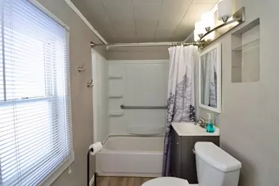 133 S Garfield Avenue, South Beloit, IL 61080 - Photo 9