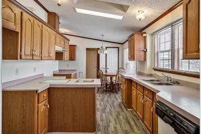 5488 Mahogany Lane, Roscoe, IL 61073 - Photo 11