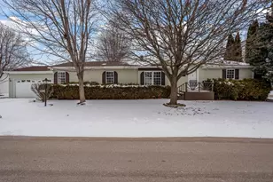 5488 Mahogany Ln, Roscoe, IL 61073 - Photo 1