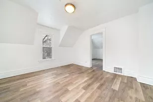 906 S 5th St, Rockford, IL 61104 - Photo 3