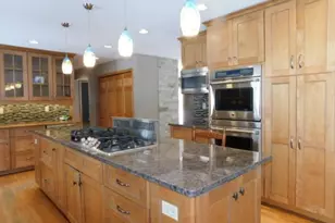 821 Tamarack Ln, Rockford, IL 61107 - Photo 11