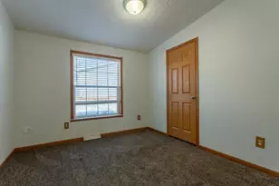 108 Smoke Signal Ln, East Dubuque, IL 61025 - Photo 17