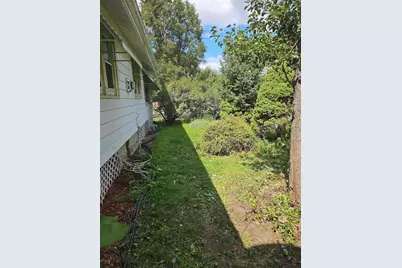 810 Camlin Avenue, Rockford, IL 61103 - Photo 23