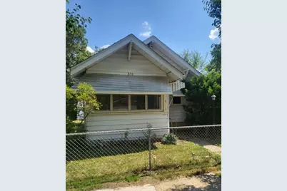 810 Camlin Avenue, Rockford, IL 61103 - Photo 1