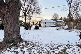 721 Friendship Dr, Rockford, IL 61101 - Photo 17