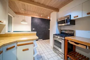 2812 Guilford Rd, Rockford, IL 61107 - Photo 9