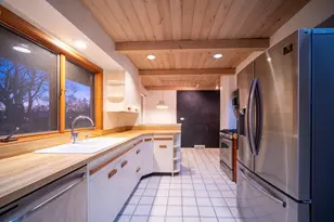 2812 Guilford Rd, Rockford, IL 61107 - Photo 3