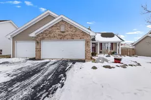 5822 Columbia Dr, South Beloit, IL 61080 - Photo 1