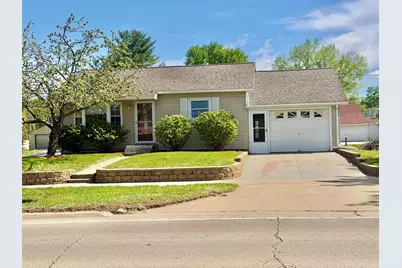 716 Viaduct Road, Savanna, IL 61074 - Photo 1
