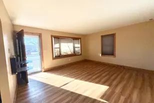 716 Viaduct Rd, Savanna, IL 61074 - Photo 7