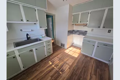 214 Cole Avenue, Rockford, IL 61102 - Photo 11