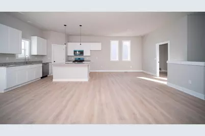 15327 Yellowstone Drive, South Beloit, IL 61080 - Photo 3