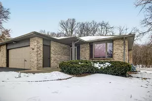 304 Trading Post Ct, Rockton, IL 61072 - Photo 1