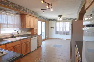 532 S Ward St, Stockton, IL 61085 - Photo 7