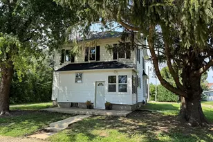 101 E Division St, Shannon, IL 61078 - Photo 5