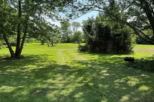 101 E Division St, Shannon, IL 61078 - Photo 9