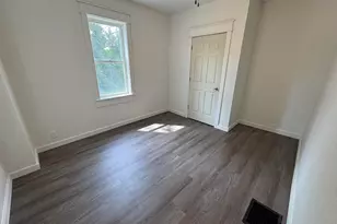 101 E Division St, Shannon, IL 61078 - Photo 27