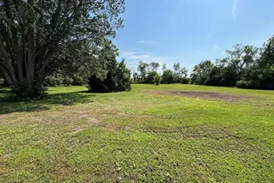 101 E Division St, Shannon, IL 61078 - Photo 11