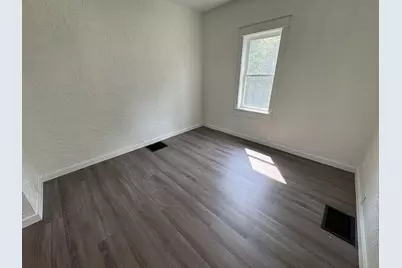 101 E Division Street, Shannon, IL 61078 - Photo 23