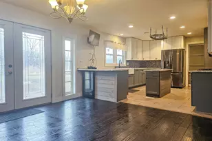 10582 Atwood Rd, Roscoe, IL 61073 - Photo 9