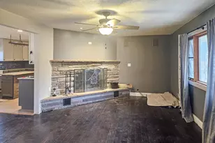 10582 Atwood Rd, Roscoe, IL 61073 - Photo 7