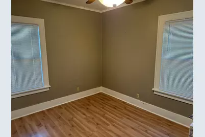 44 N Sunset Avenue, Freeport, IL 61032 - Photo 9