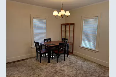 44 N Sunset Avenue, Freeport, IL 61032 - Photo 5