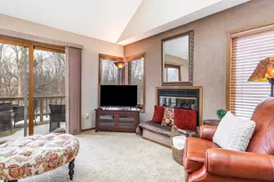 120 Walnut Hill Dr, Galena, IL 61036 - Photo 11