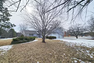 5927 Linden Rd, Rockford, IL 61108 - Photo 37