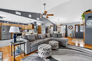 2035 Hillsdown Rd, Davis, IL 61019 - Photo 9