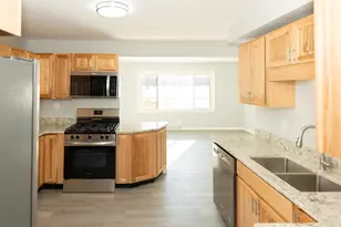 938 E Riverside Blvd, Loves Park, IL 61111 - Photo 13