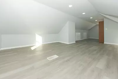 938 E Riverside Boulevard, Loves Park, IL 61111 - Photo 45