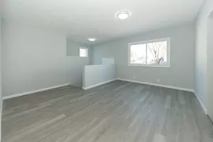 938 E Riverside Blvd, Loves Park, IL 61111 - Photo 25