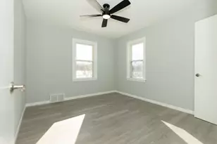 938 E Riverside Blvd, Loves Park, IL 61111 - Photo 19