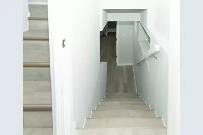 938 E Riverside Boulevard, Loves Park, IL 61111 - Photo 33