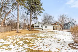 1217 Rose Ave, Rockford, IL 61104 - Photo 25