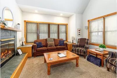 2 Briarwood Trail, Galena, IL 61036 - Photo 9