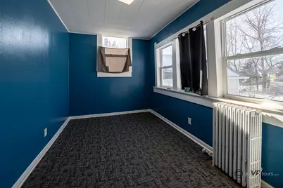 520 S Burchard Avenue, Freeport, IL 61032 - Photo 11