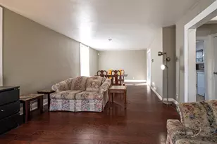 520 S Burchard Ave, Freeport, IL 61032 - Photo 3