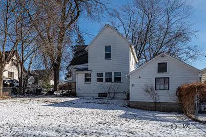 520 S Burchard Avenue, Freeport, IL 61032 - Photo 3